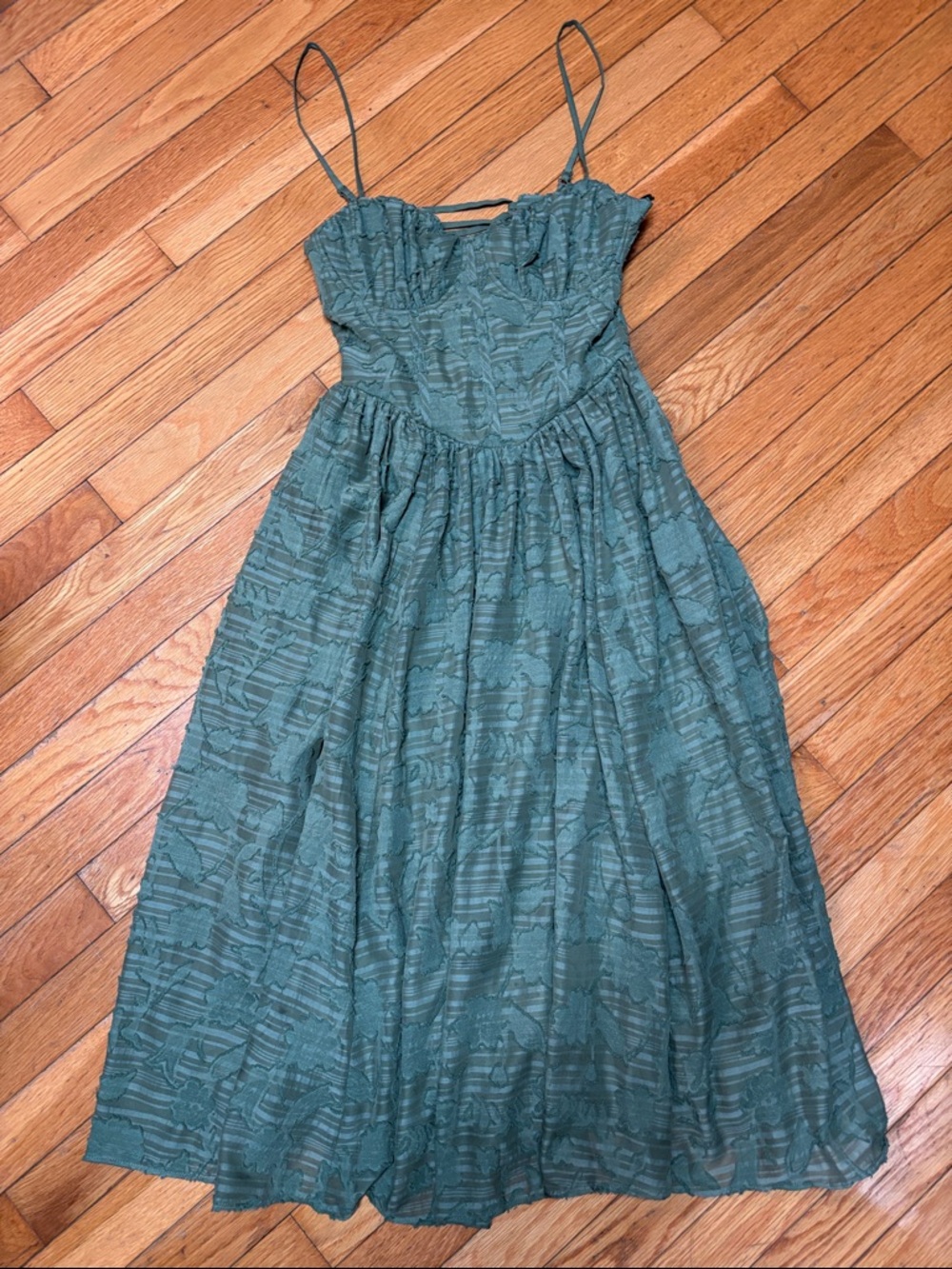 Jessica Simpson Olive/Forrest Green Textured Midi Dress with Spaghetti Straps